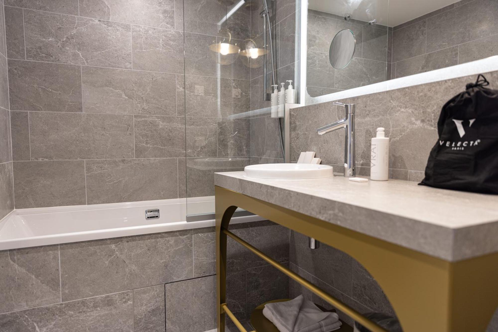 Hotel Kyriad Prestige Paris Asnieres 외부 사진